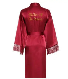Lange satijnen bruidskimono – Bride & bridesmaids