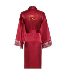 Lange satijnen bruidskimono – Bride & bridesmaids